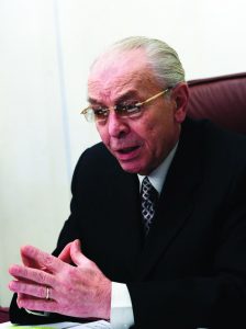 Nicolae Văcăroiu – președinte interimar