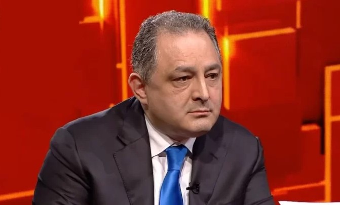 Vanghelie Îi dau 3 zile preşedintelui CCR să demisioneze, altfel voi arăta documentele cu care a fost şantajat să anuleze alegerile prezidenţiale.jpg