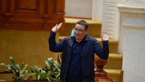 victor-ponta-s-a-angajat-sa-duca-luni-la-casa-alba-o-scrisoare-a-sustinatorilor-lui-georgescu-pentru-trump-ciolacu-ii-ia-apararea-946905.jpeg