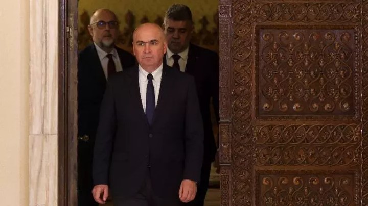 Au început consultările la Cotroceni. Ilie Bolojan i-a convocat pe liderii partidelor parlamentare tensiuni pe tema trimiterii de trupe în Ucraina.jpg