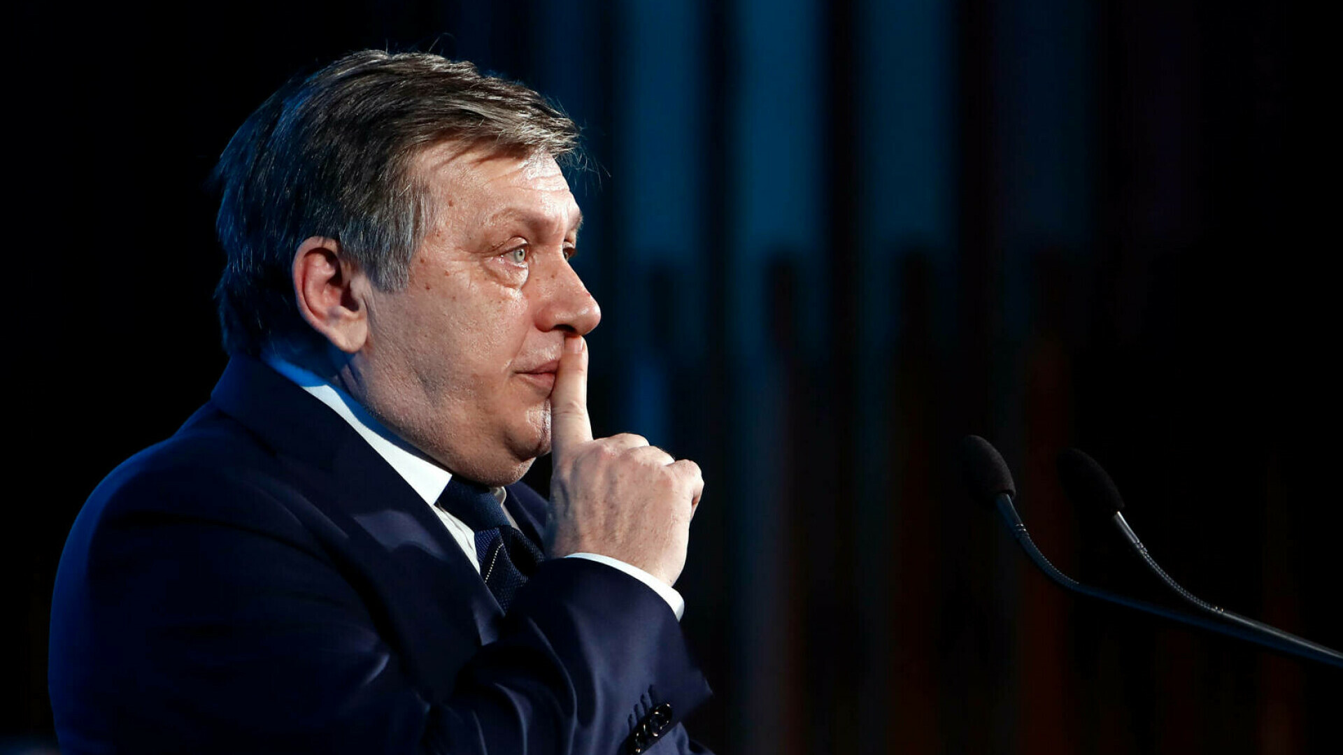 Crin Antonescu Domnul Georgescu minte. Președintele României nu poate cu mâna lui să interzică ceva.jpg