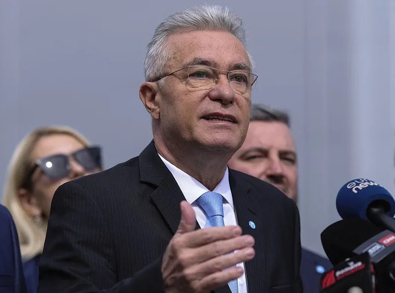 Cristian Diaconescu a fost numit consilier prezidenţial şi şef al consilierilor lui Ilie Bolojan.jpg