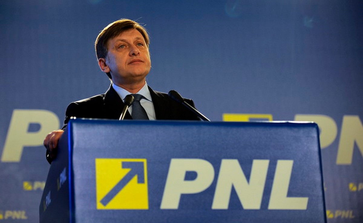 O propunere bizară legată de Crin Antonescu. Ce ar putea devoala ea.jpg