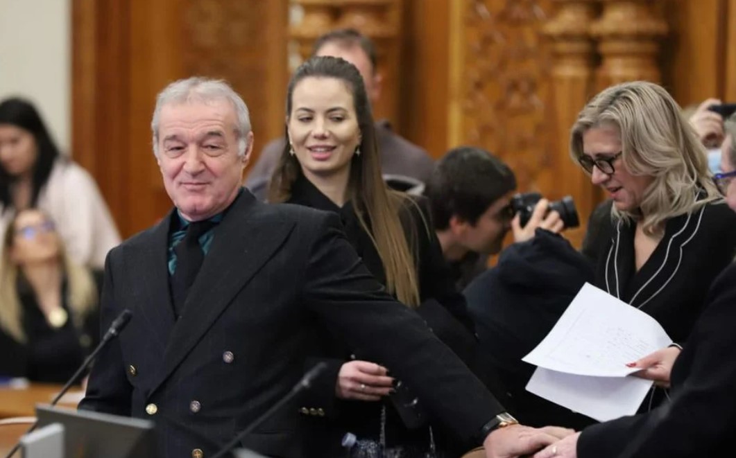 Reacția imediată a lui Gigi Becali după ce Călin Georgescu a fost săltat .jpg