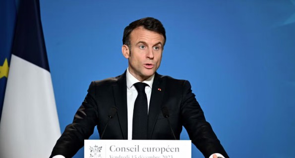 România, ignorată de liderii UE la summitul de criză de la Paris.jpg