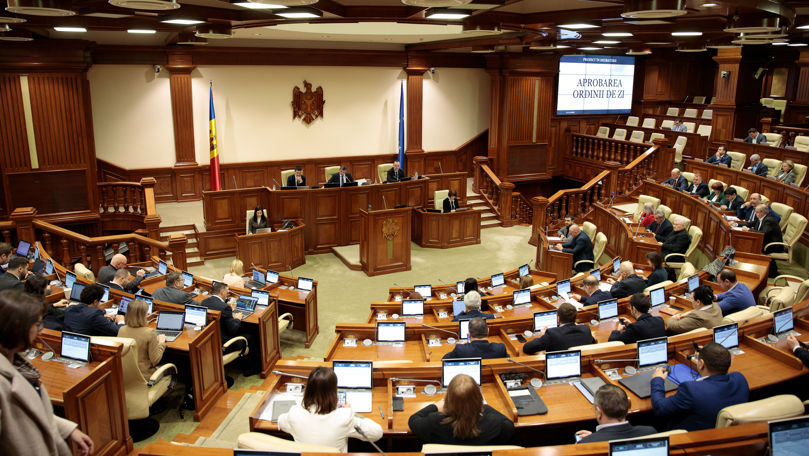 Stenograme incendiare. Oamenii care au făcut SCUT în jurul fostului președinte al României.jpg