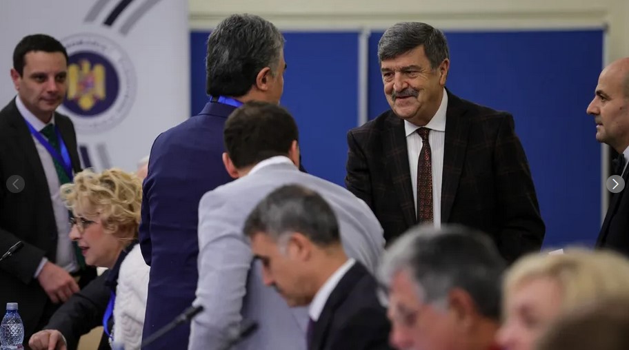 Toni Greblă, șeful AEP, revocat din funcție de Parlamentul României.jpg