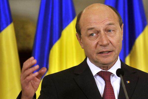Traian Băsescu îi cere lui Marcel Ciolacu să demisioneze din funcția de premier1.jpg
