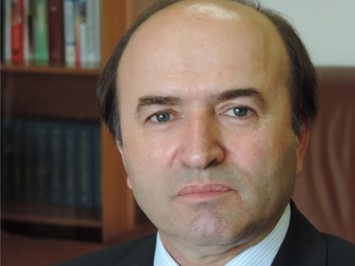 Tudorel Toader explică de ce a fost săltat din stradă Călin Georgescu.jpeg