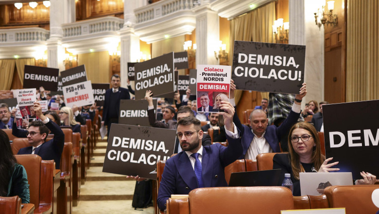 USR nu a votat bugetul pe 2025.jpg