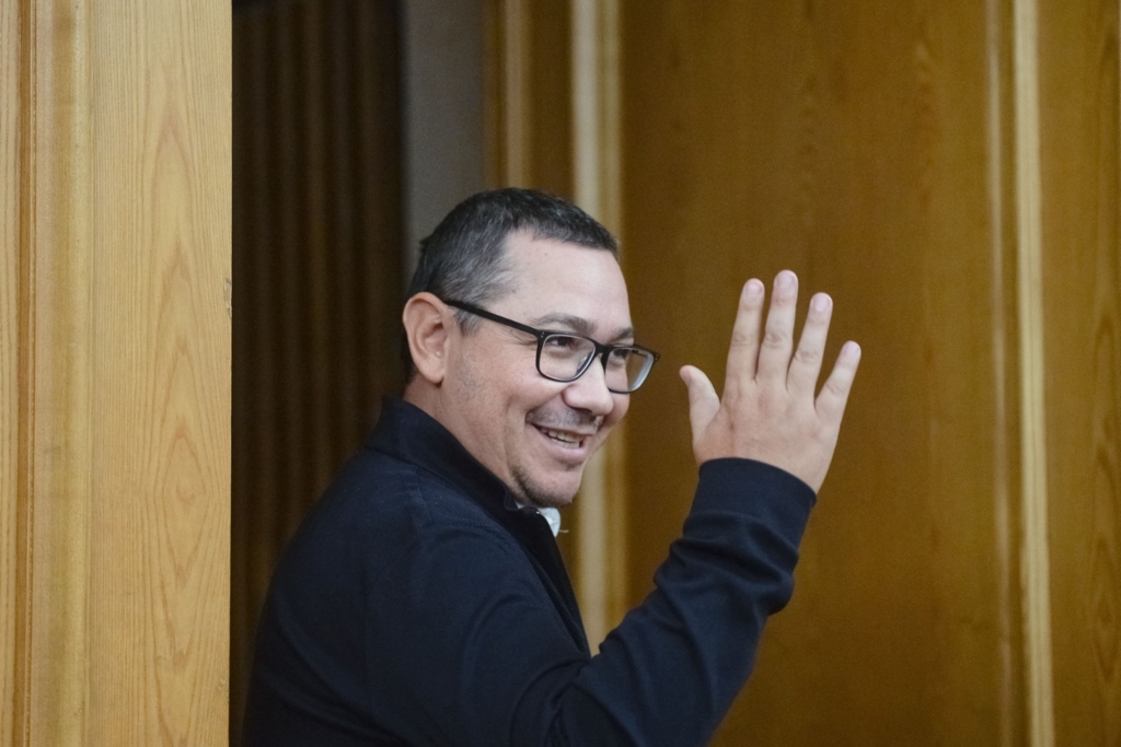 Victor Ponta, candidat la prezidențialea.jpg