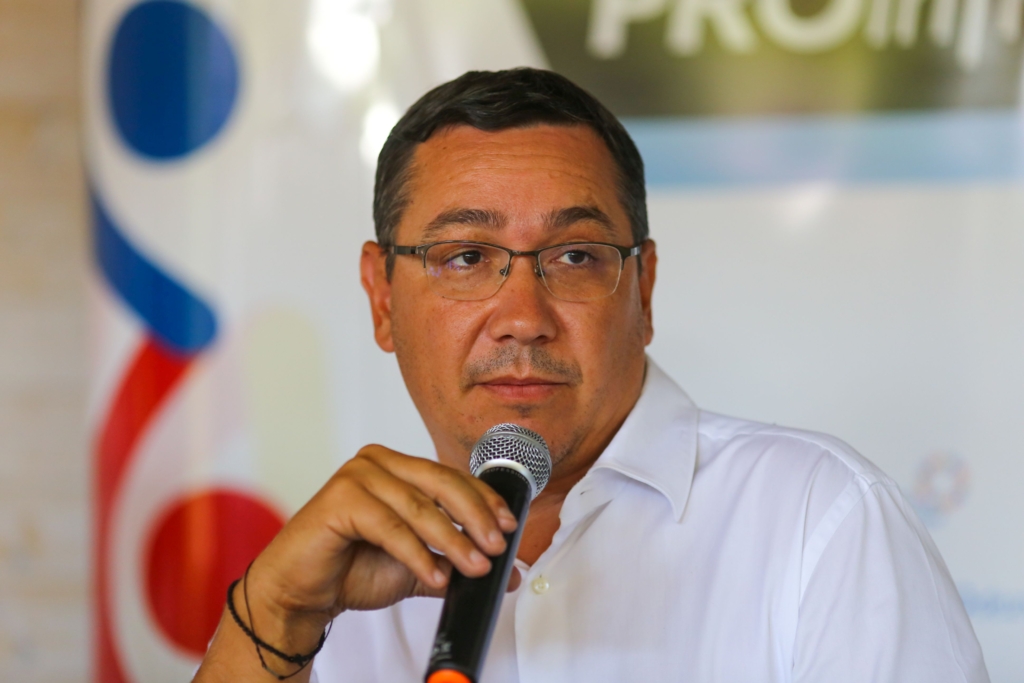 Victor Ponta își confirmă candidatura la alegerile prezidențiale din mai 2025 .jpg