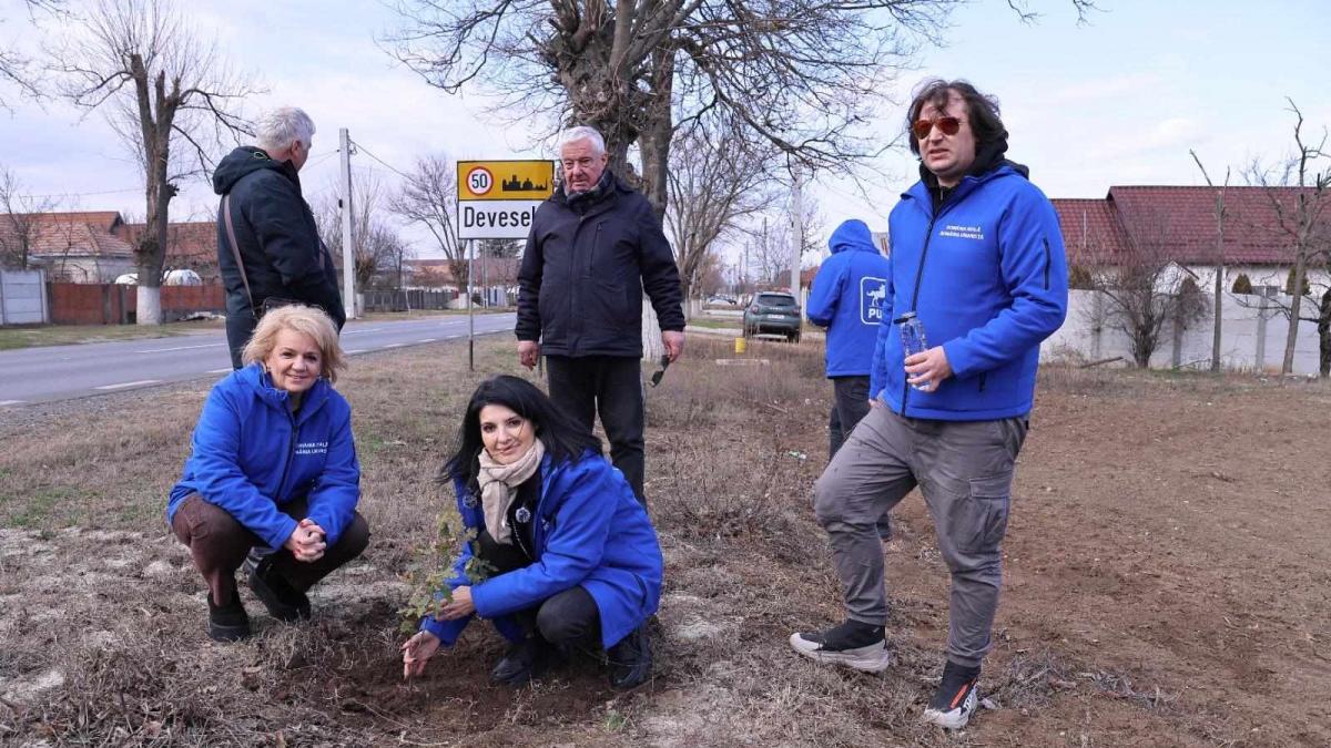 de-ziua-ei-lavinia-sandru-a-ales-sa- 7.jpg