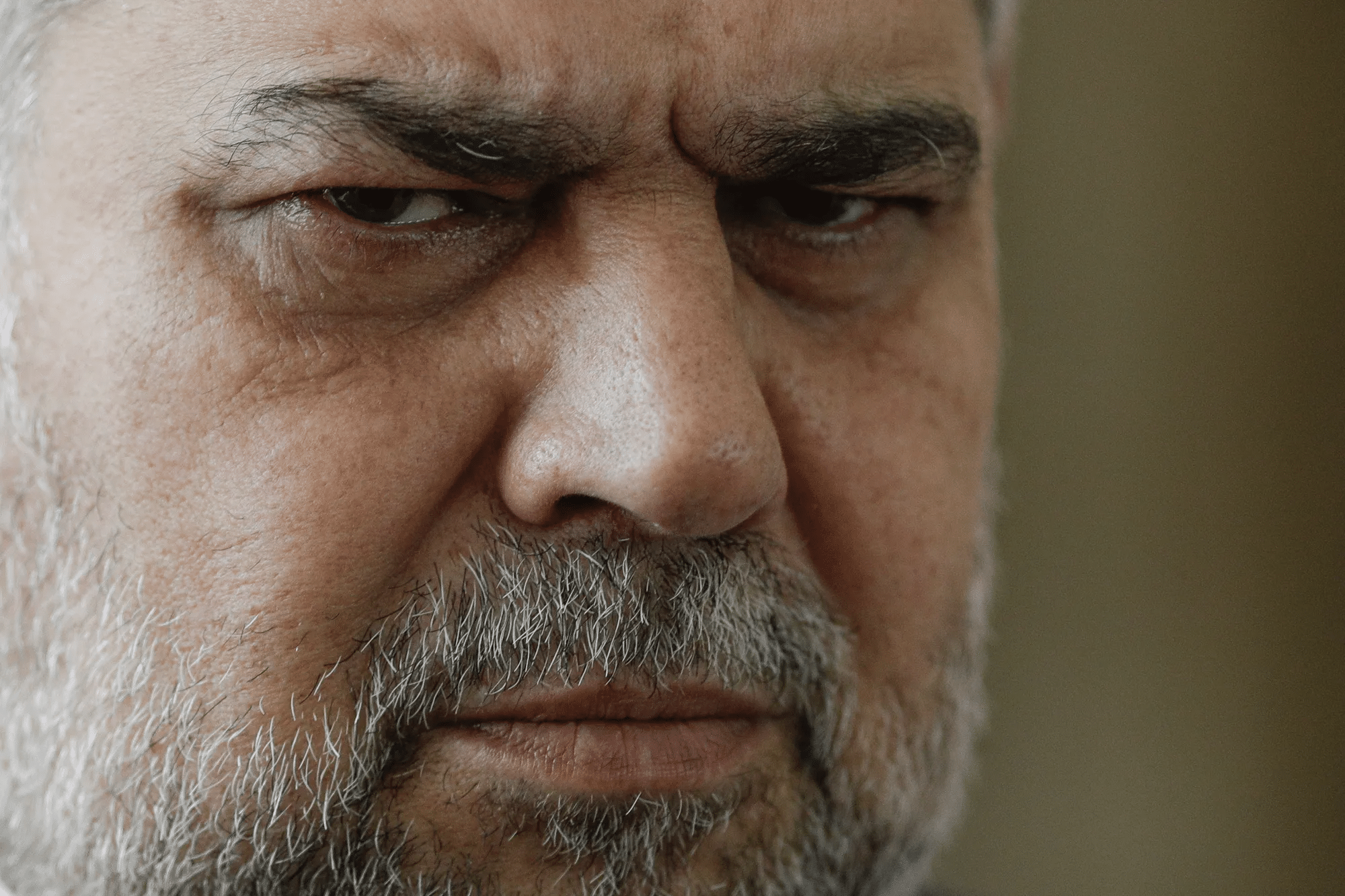 marcel-ciolacu-psd-CCR va anula negocierile de pace de la Paris dacă nu ies cum vrea Ciolacu.png