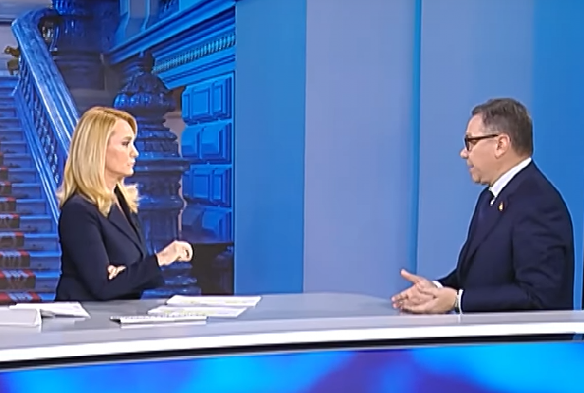 Andreea Esca, întrebări delicate pentru Victor Ponta.png