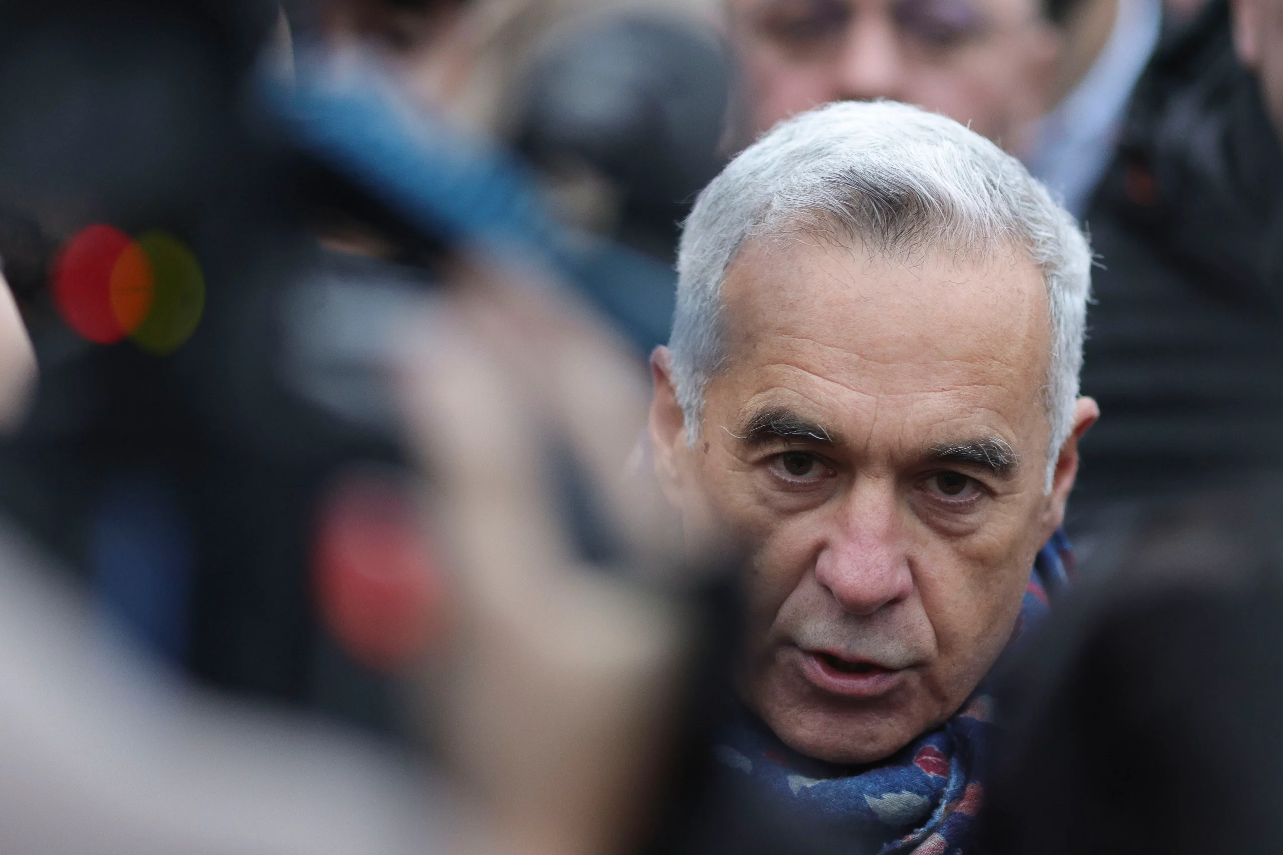 Calin-Georgescu-Cine a votat în Biroul Electoral Central pentru validarea candidaturii lui Călin Georgescu.jpg