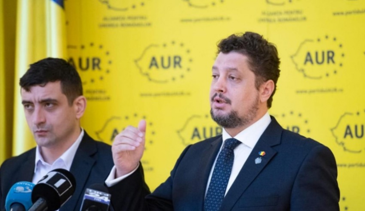 Claudiu Târziu (AUR) pune piciorul în prag.jpg