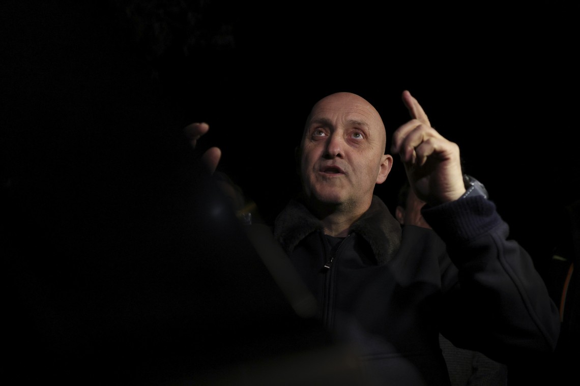 Horațiu Potra, îndemn către militari și polițiști Ieșiți cu armele! Poporul e cu voi