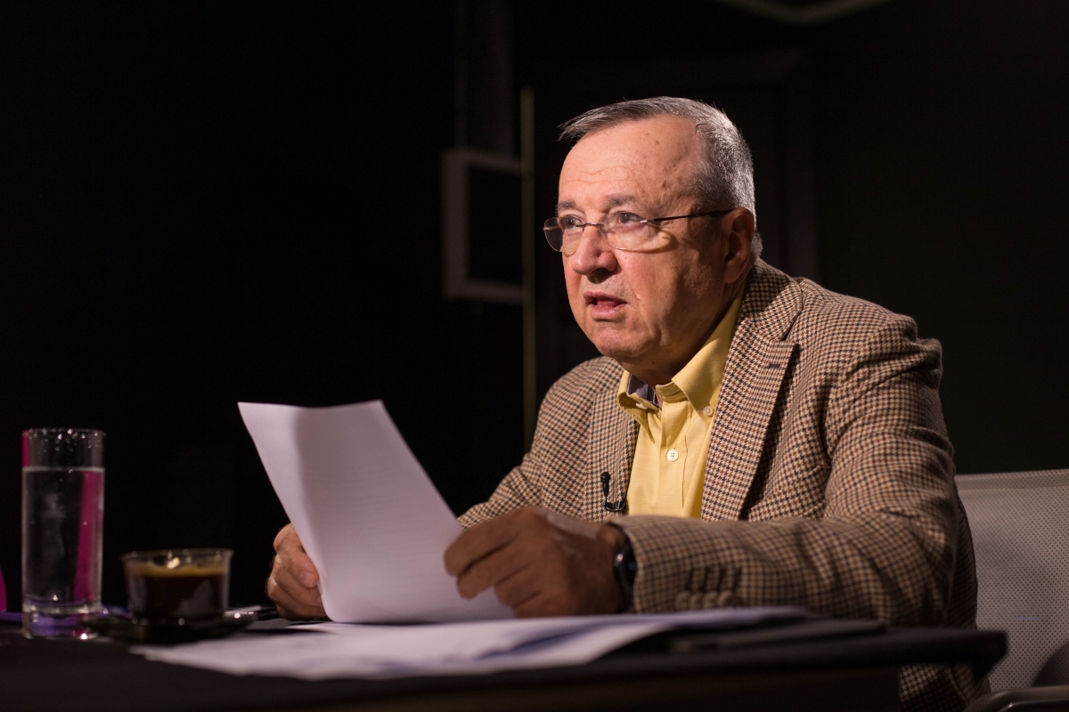 Ion Cristoiu o torpilează pe .jpg