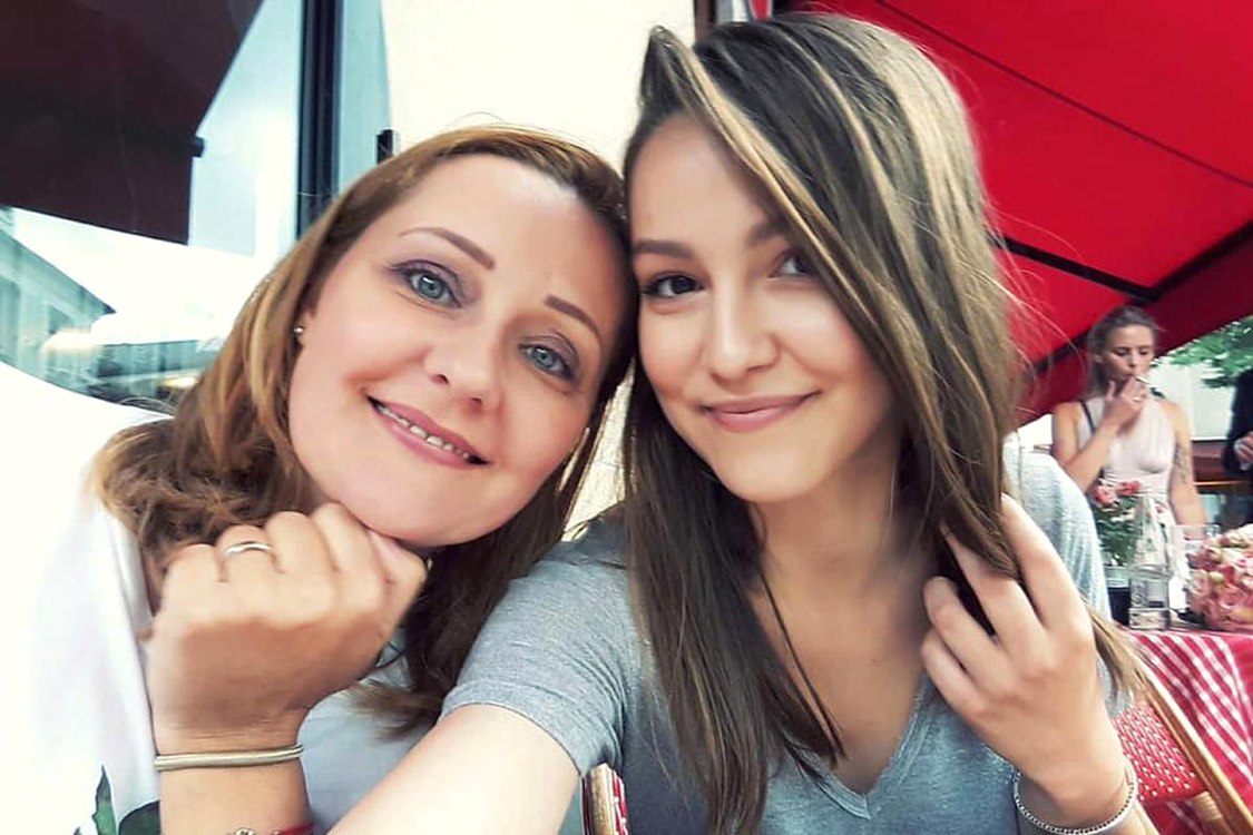 Oana Lasconi, fiica Elenei Lasconi,.jpeg