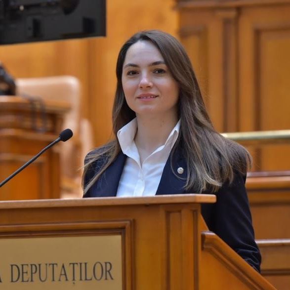 POT strânge semnături pentru revocarea lui Ilie Bolojan din funcția de președinte.jpg