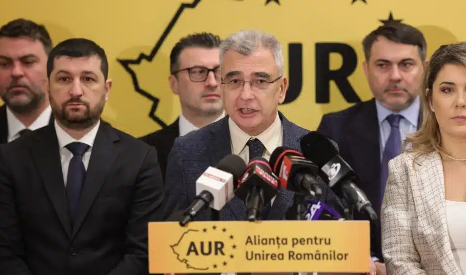 Petrișor Peiu Ciolacu guvernează prin OUG-uri pe care le anulează după 7 zile.jpg