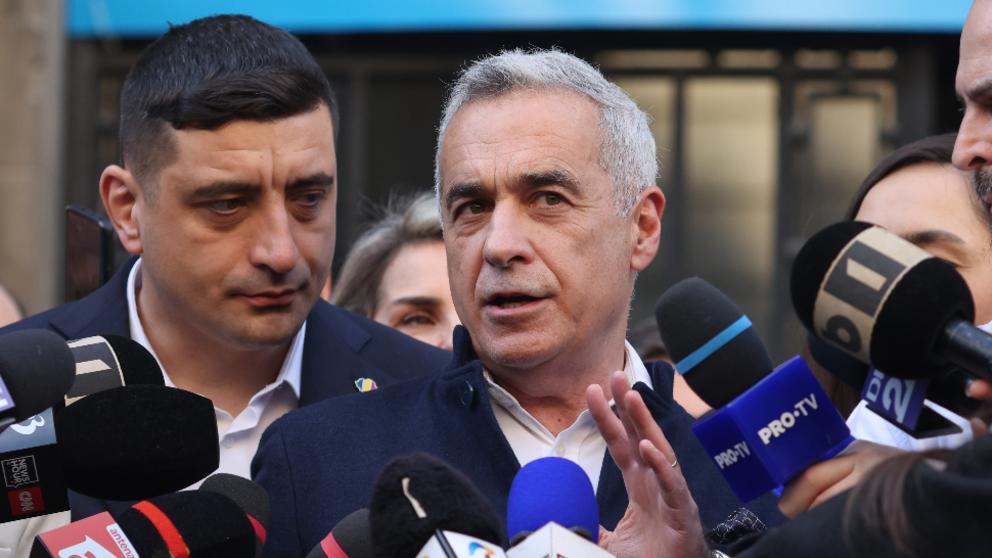 Primele imagini de la întâlnirea dintre Georgescu, Simion și Gavrilă.jpg