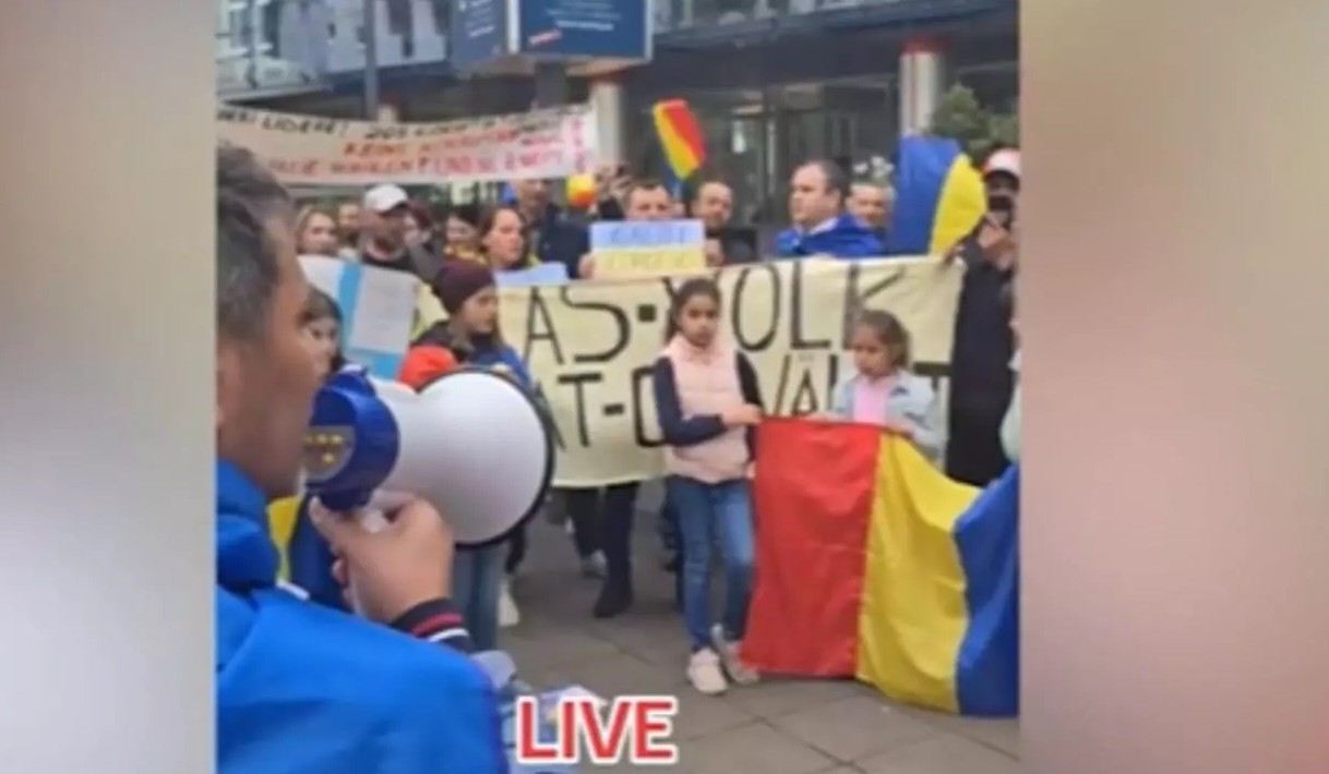 Revoltă în Diaspora.jpg