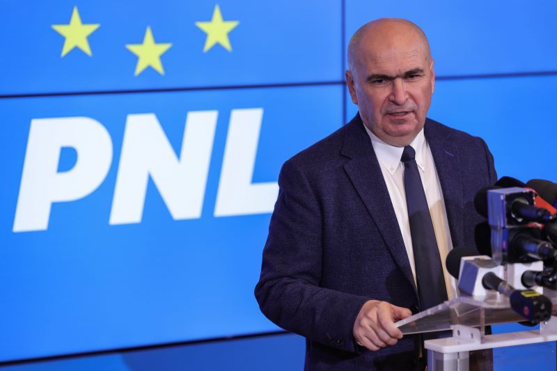 bolojannnnnn. PNL îl aruncă în cursă pe Bolojan! Georgescu e tot mai greu de învins.jpg