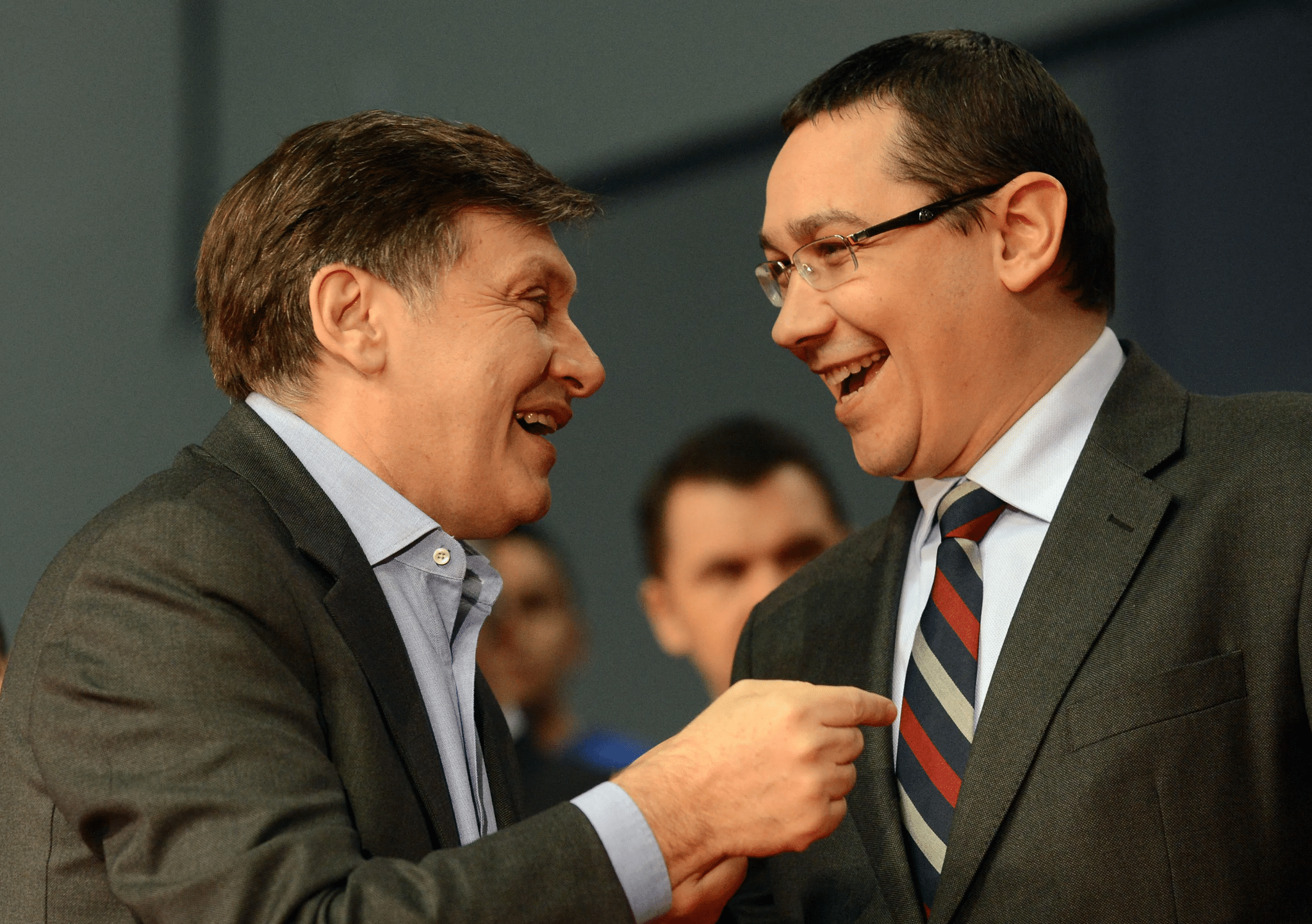 crin-antonescu-victor-ponta-2012.png