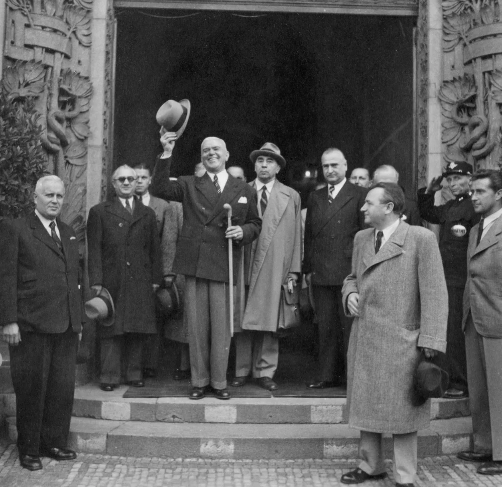 Istoria care riscă să se repete. Cum au pus rușii bocancul pe gâtul României și au instaurat comunismul