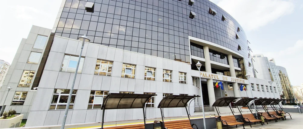 Curtea de Apel Ploieşti judecă alte două cereri de suspendare și anulare a hotărârii CCR privind alegerile prezidenţiale din 2024