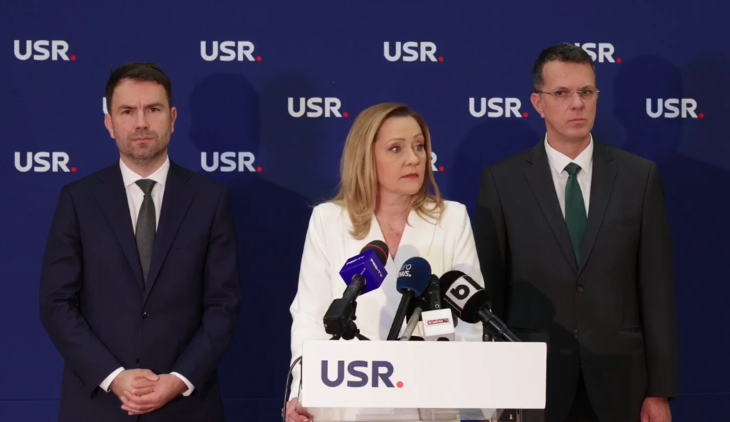 Rectorul SNSPA Remus Pricopie comentează retragerea sprijinului USR pentru candidatura Elenei Lasconi.jpg