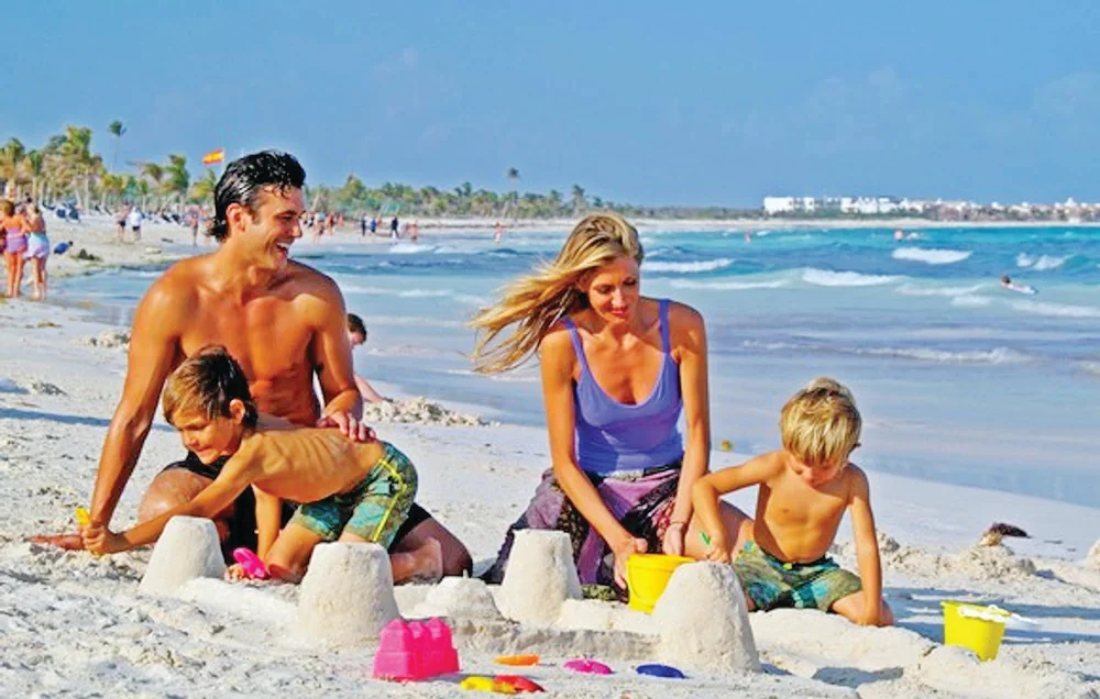 Începe „Litoralul pentru toți”, cu tarife de la 44 lei/noapte. Lista prețurilor pe fiecare stațiune