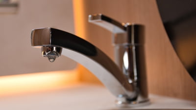 Bucureștenii rămân fără apă caldă în următoarele zile. Sectoarele în care sunt anunțate lucrări