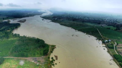 Vrancea, în pericol de inundații catastrofale. Viitură din Ucraina, așteptată în zonă. Siretul poate ajunge până la 2000 de metri cubi pe secundă