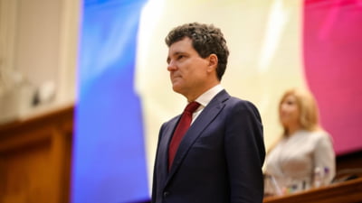De ce „luna de miere” a președintelui Nicușor Dan s-ar putea termina mai repede decât se prefigura. „S-a pus singur în situația aceasta”