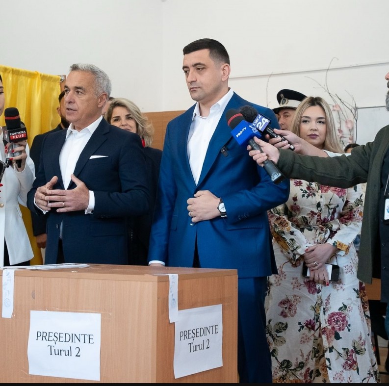 Călin Georgescu și George Simion.jpg