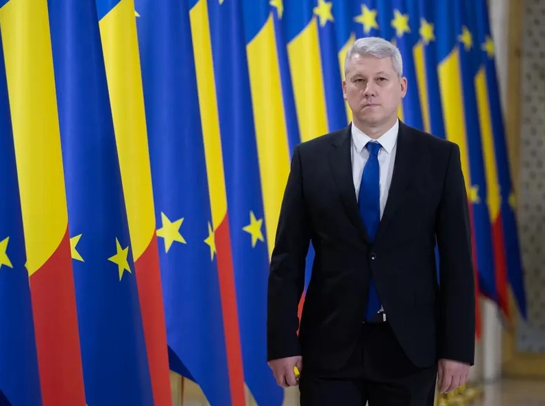 Cătălin Predoiu, desemnat premier interimar al României.jpg