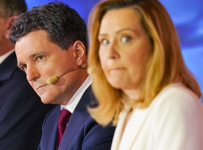 Cine are de câștigat din scandalul lansat de Lasconi.jpg