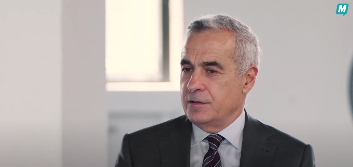 Georgescu critică în termeni duri 'sistemul' și îi avertizează pe români.jpg