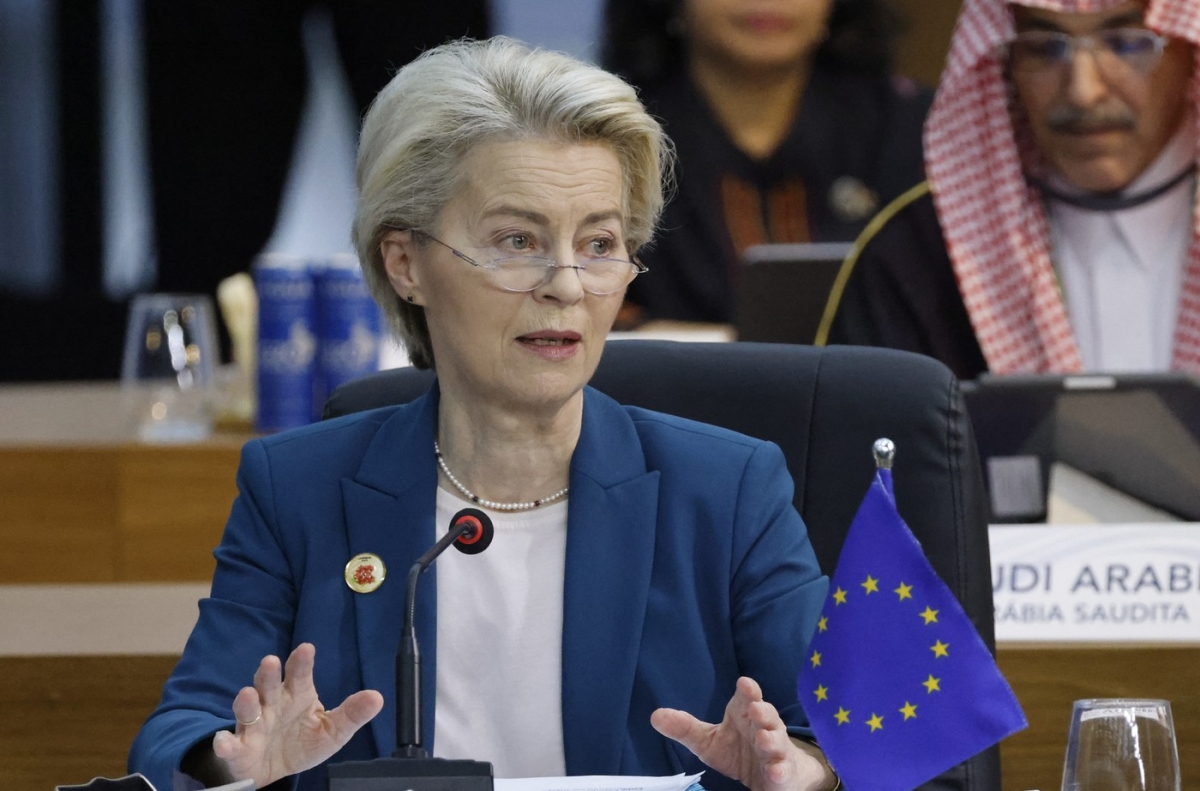 Ursula von der Leyen l-a sunat pe Nicușor Dan.jpg