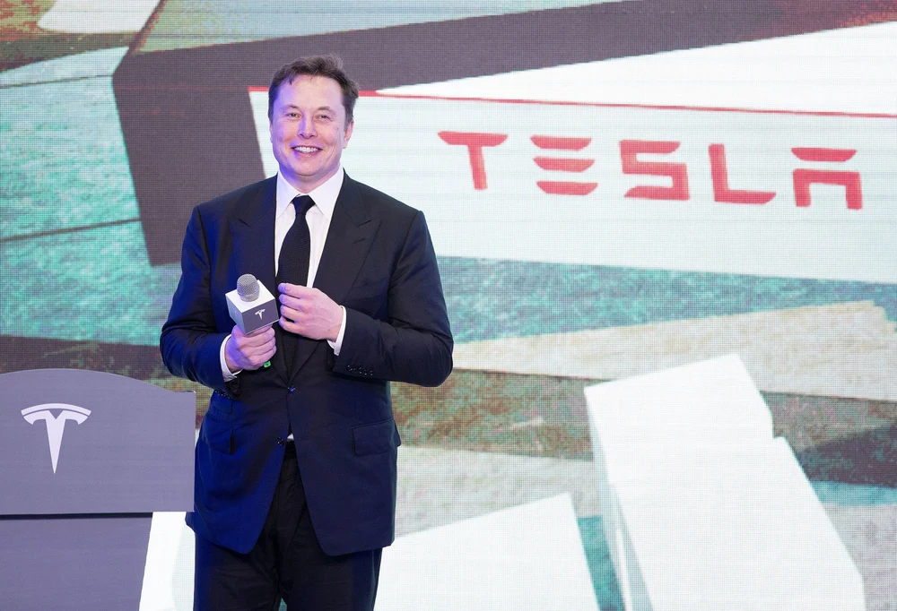 Acțiunile Tesla, scădere majoră pe fondul scandalului dintre Trump și Musk