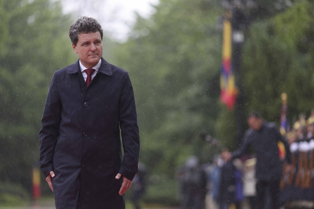 Nicușor Dan a promulgat primele legi în calitate de președinte.jpg