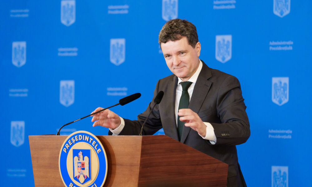 nicusor dan romania.jpg