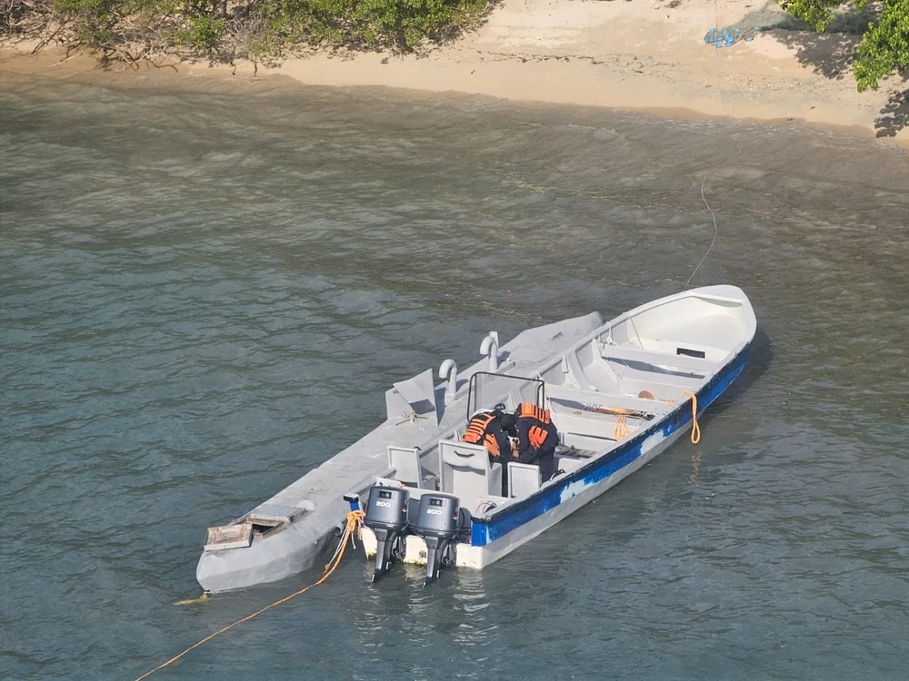 Submarin controlat prin Starlink, folosit de traficanți de cocaină, capturat în Columbia