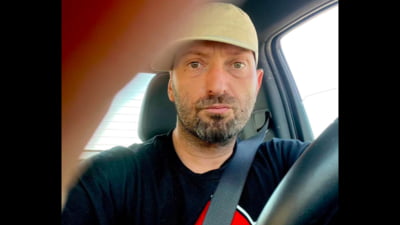 Rapperul Cheloo, scandal în curtea Catedralei Mântuirii Neamului. Rezultat pozitiv la testul de droguri SURSE