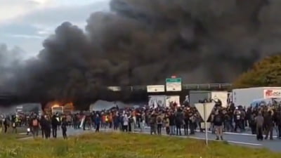 Adrian Negrescu explică de ce nu ar trebui să urmăm exemplul francezilor care dau foc la țară nemulțumiți de măsurile de austeritate. „Noi trăim de pe o zi pe alta” FOTO/VIDEO