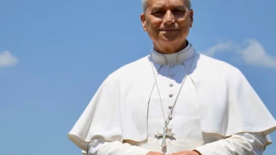 Tort de ciocolată tocmai din Chicago pentru Papa Leon al XIV-lea. Suveranul Pontif a împlinit 70 de ani VIDEO