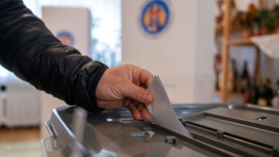 Anunțul Poliției Române după alertele cu bombă în secțiile de votare pentru alegerile din Moldova: „Tratăm cu seriozitate orice sesizare”